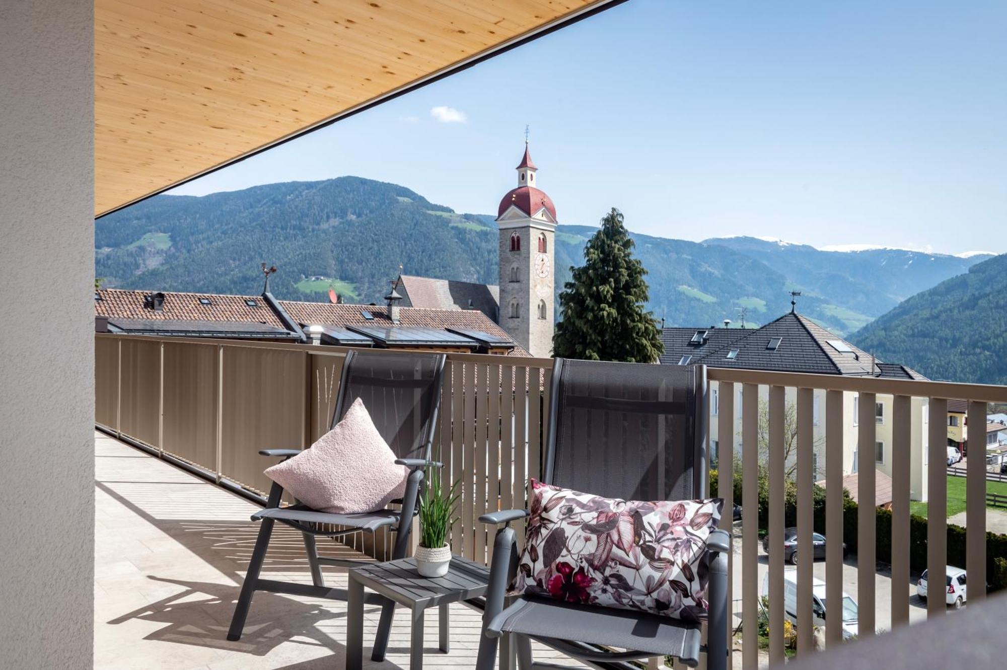Hotel Langhof Natz-Schabs Exterior photo